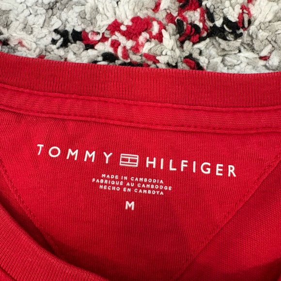 Tommy Hilfiger Red Logo 'Property of Hilfiger' Tee - Picture 3 of 5
